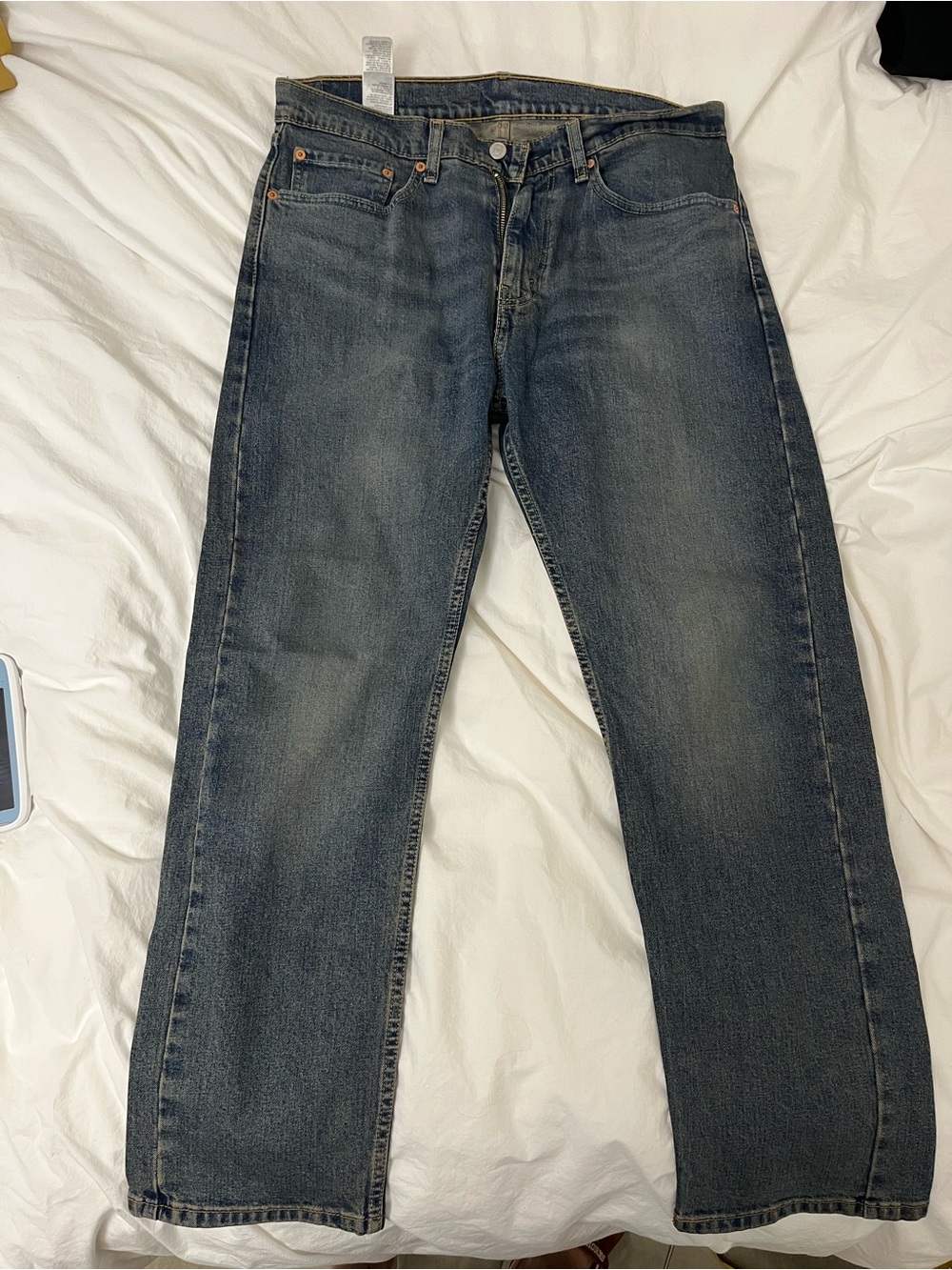 Levi's 505 Relaxed Straight Jeans in Washed Blue
